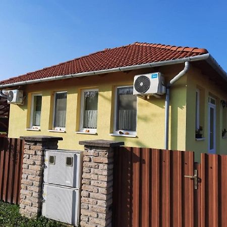 Ponty Orso Vendeghaz Villa Nagybaracska Eksteriør bilde